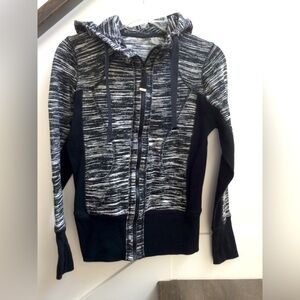 Zella black space dye zip front hoodie with thumb holes, size S